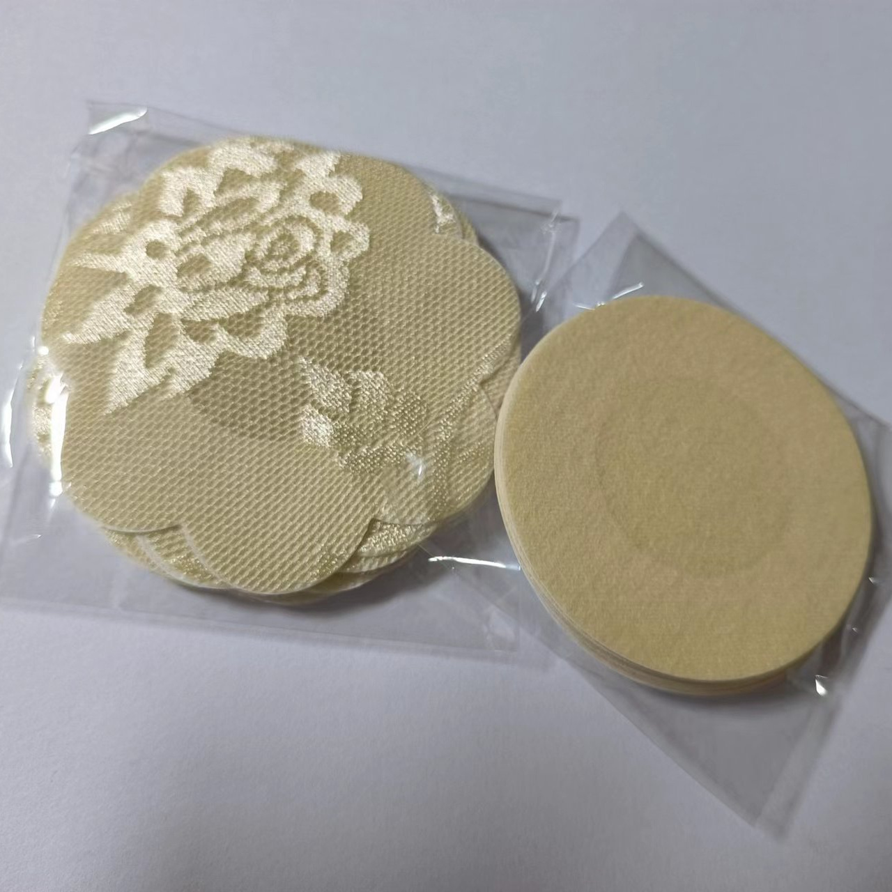 Disposable breast pasty disposable boob tape and nipple pad sexy pasties silicone cover for women reusable