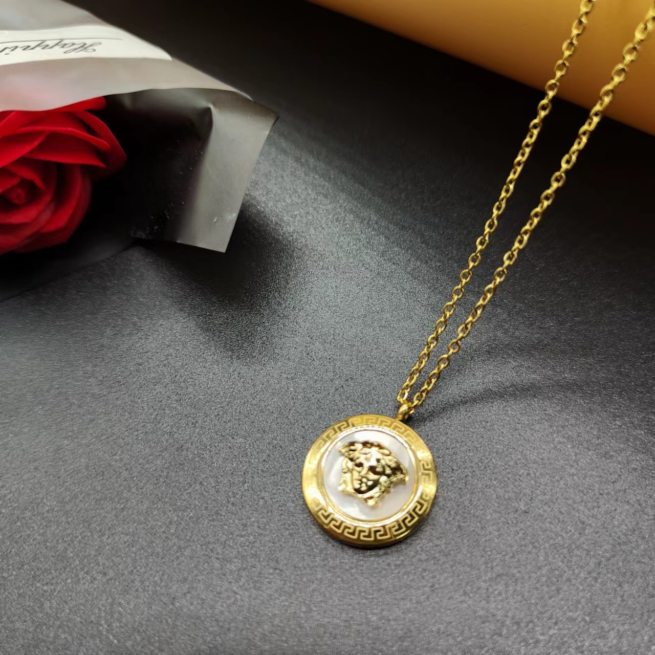 High Quality Jewelry Fashion Designer Brand Luxury Stainless Steel 18k Gold Plated Necklace  For Women