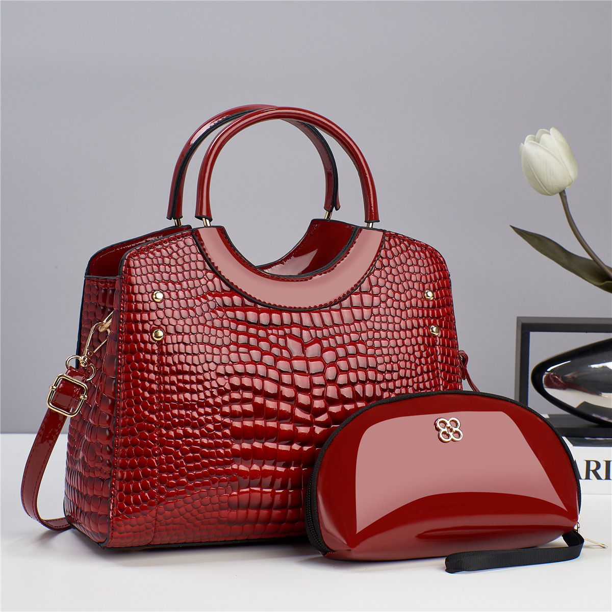 2023 Wholesale PU Luxury High quality crocodile patent leather design shoulder bag Large capacity handbag and purses