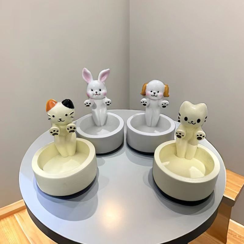 Creative Durable home decor Cartoon Kitten Candle Holder resin animal Cat Candlestick Holder for gift