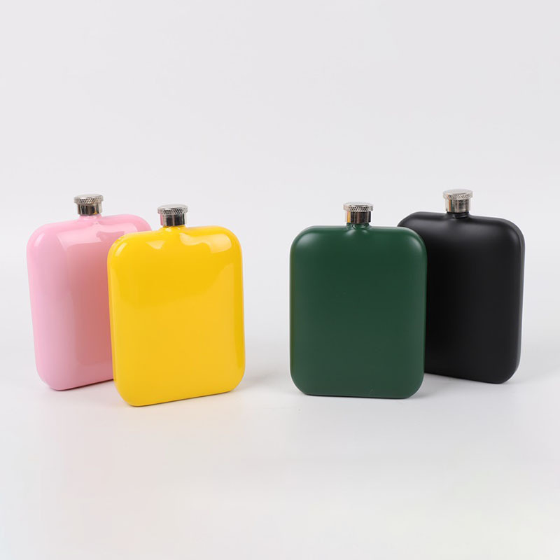 Stocks 304 pocket portable stainless steel 6oz hip flask colorful powder coated whisky hip flask