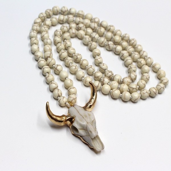 Bohemian Bull Head Gemstone 8mm Crystal Beads OX BULL Buffalo Horn Cow Skull Head Pendant Knotted Jewelry Necklace