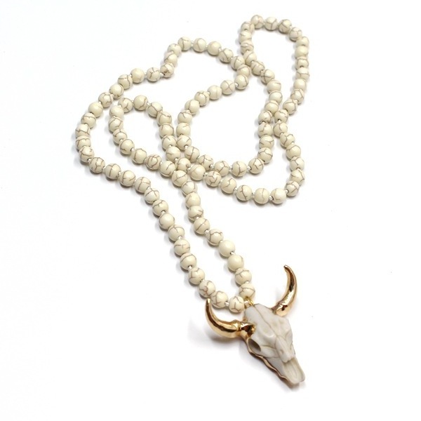 Bohemian Bull Head Gemstone 8mm Crystal Beads OX BULL Buffalo Horn Cow Skull Head Pendant Knotted Jewelry Necklace