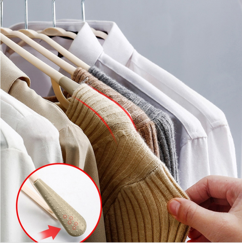 Hot-Selling Adult Seamless Wide-Shoulder Hanger Non-Slip Household Plastic Hanger Wardrobe Storage