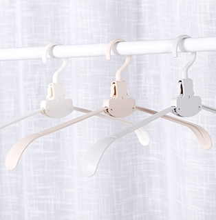 Multifunctional Folding Balcony Cool Drying Plastic Hanger Travel Non-Slip Wide-Shoulder Hanger