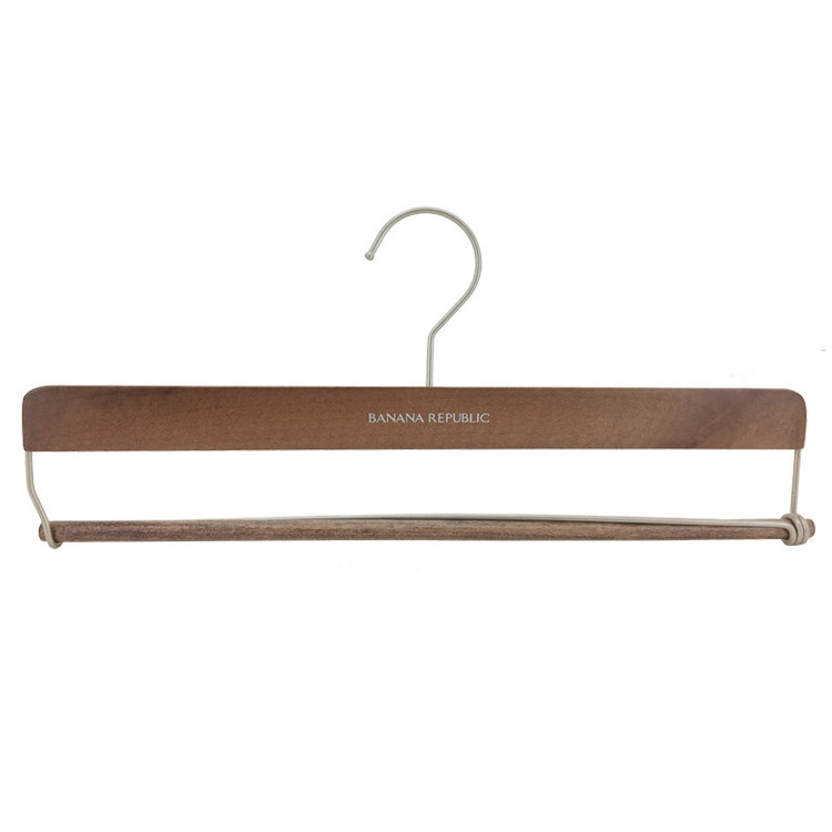 2023 New Hot Selling Fashion High Quality American Wooden Blanket Hanger Supplier