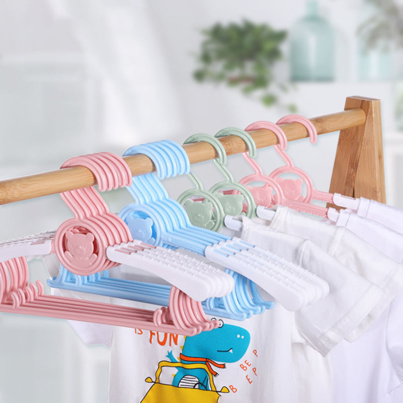 Adjustable Baby Clothes Hangers Children Plastic Clothing Display Rack Non-slip Kids Hanger Newborn Coats Organizer