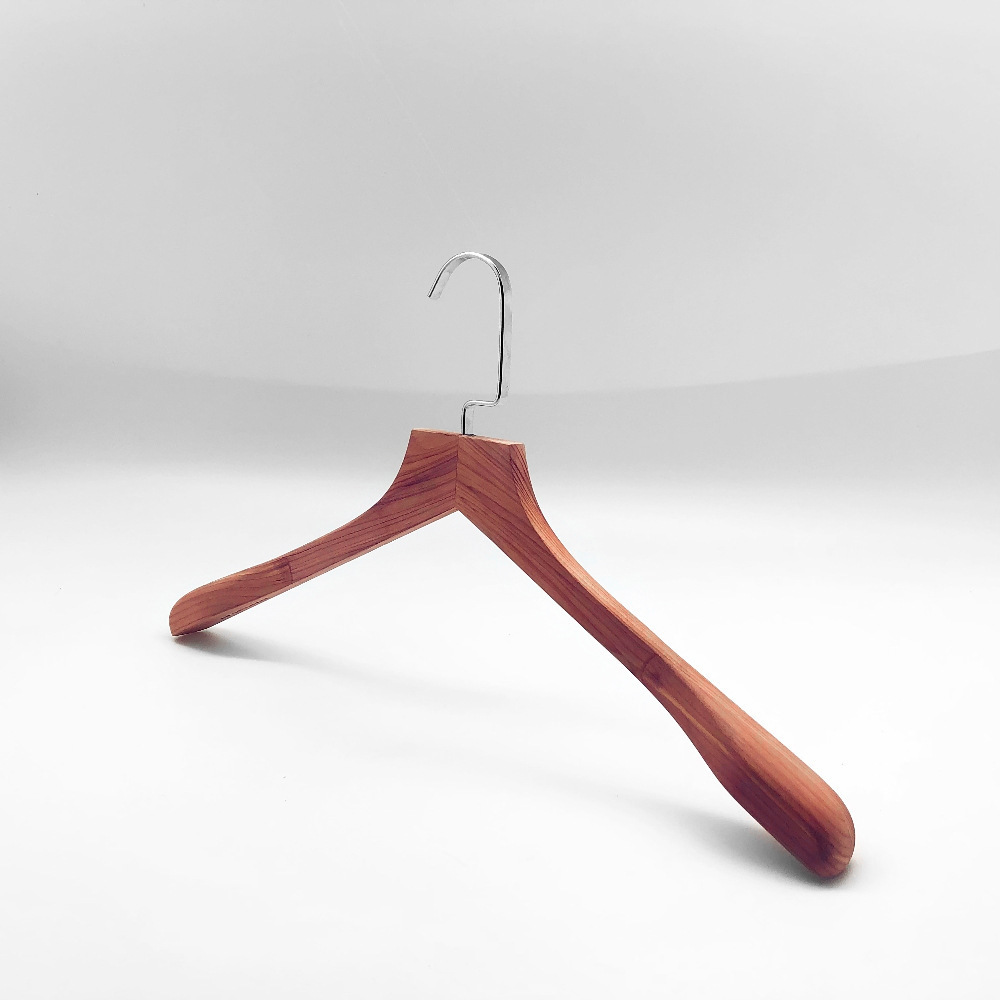 Wholesale Natural Aromatic Cedar Wood Hanger Wooden Clothes Hanger