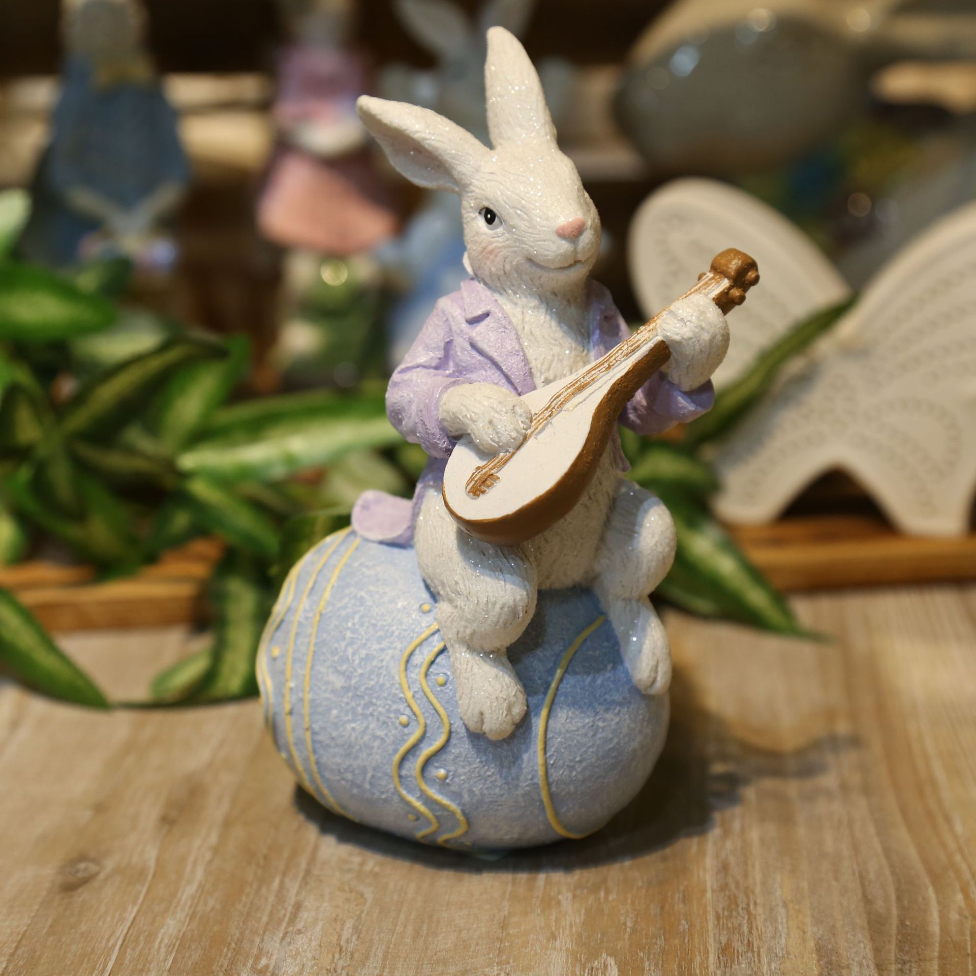 2024 New European Easter Bunny Egg Statue Sitting Rabbit Playing Violin Musician Resin Ornament Figurine Home Craft Decor Gift