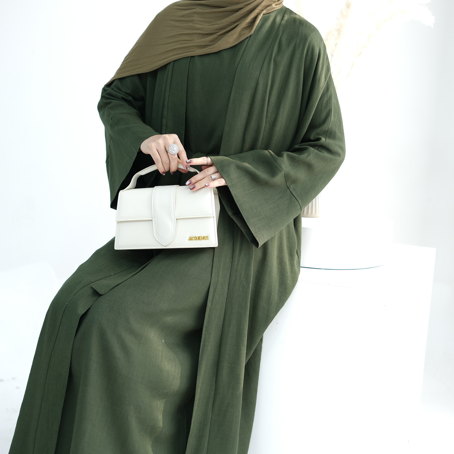 2024 Wholesale EID Ramadan Dubai Turkey Tunic Modest Abaya Two Piece Set Plain Women's Dress Muslim Women Open Linen Abaya Dress