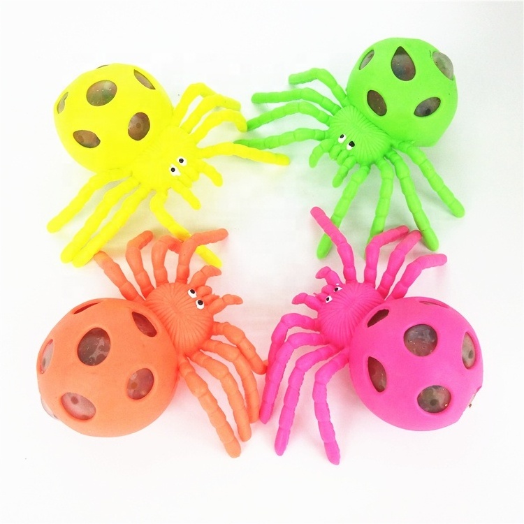 New Wholesale Stress Relief Spider Grape Ball Toy for Adult Kids Kawaii Squishy Balls Novelty Funny Anti Tricky Squeeze Toys