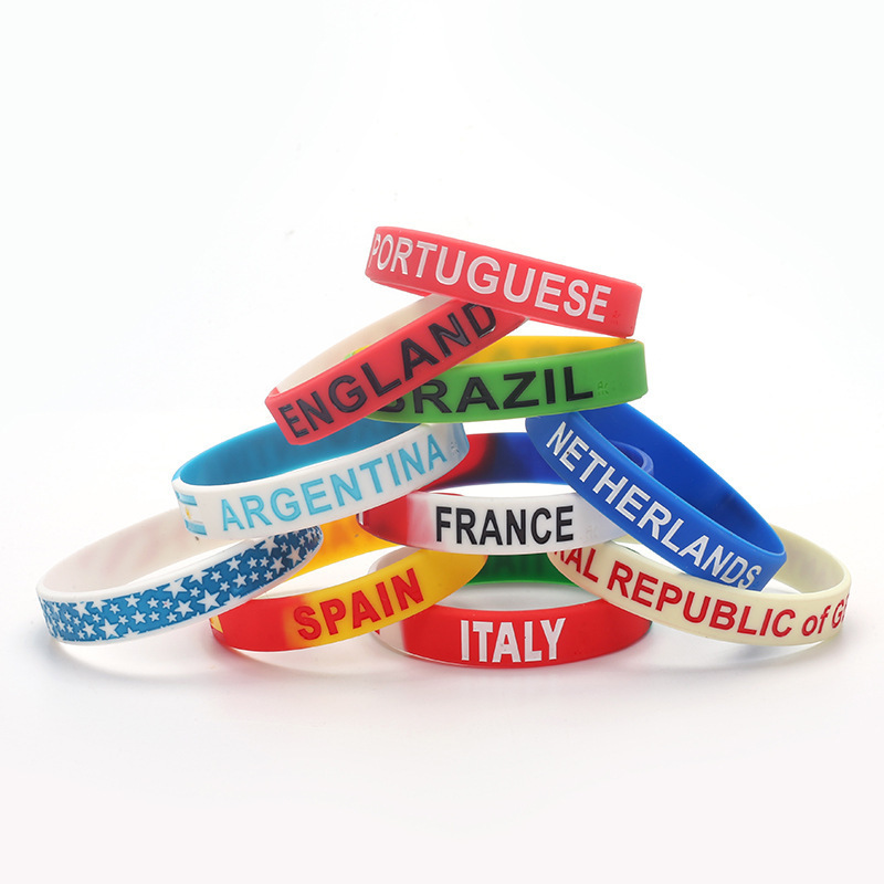 Factory Cheap Custom Logo Wristband Soft Rubber Silicone Charm Wrist Band Personalisable Bracelet