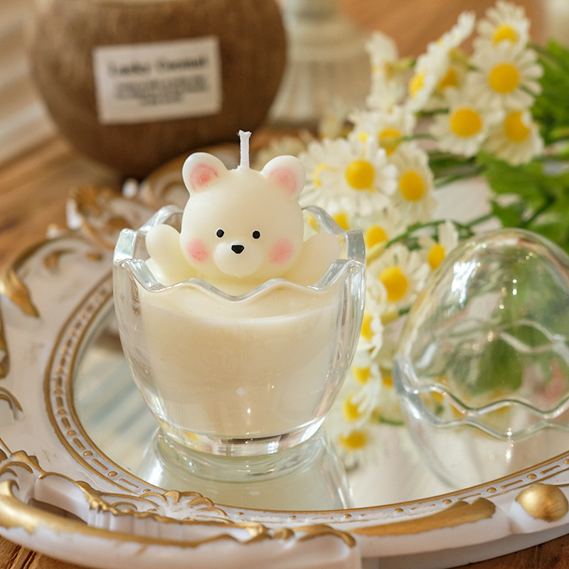 SuXiu OEMLovely eggshell beg hug bear scented candle smokeless low temperature soy wax creative birthday gift with  candle