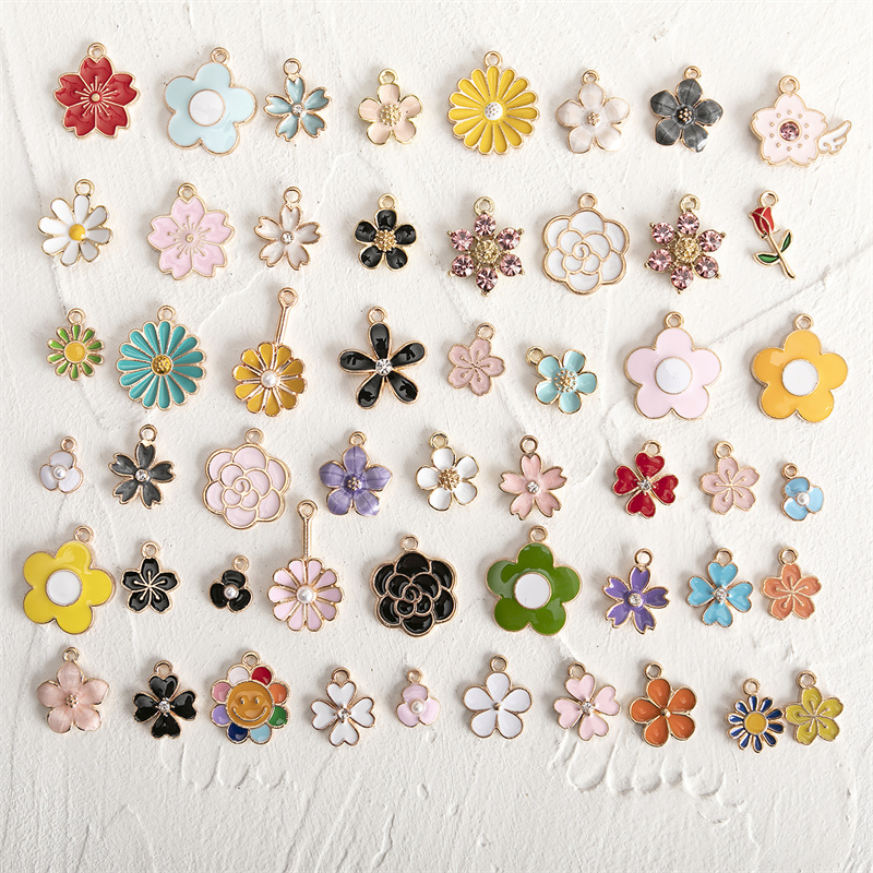 Mix Multi Style Alloy Enamel Flower Daisy metal Charms Pendants For Jewelry Making DIY Handmade Five Petal Flower Jewelry Accessories