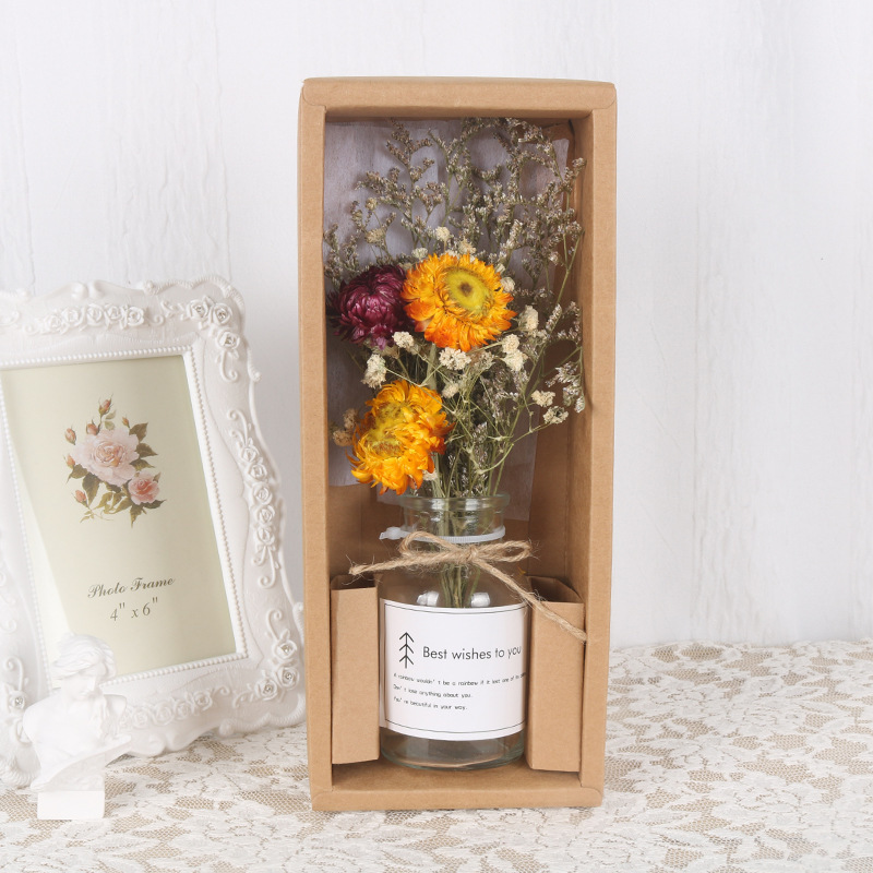 New Arrival Decorative Flowers Gift Box Glass Bottle Preserved Flowers Dried Flower Mother's Day OEM Designs Highly Welcomed