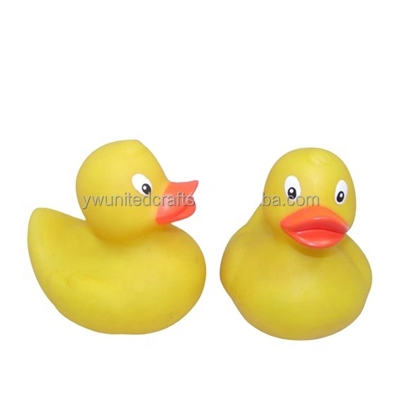 Promotional Cheap Floating Bath Rubber Duck Rubber Ducky Bath Toy Float and Squeak Mini Small Yellow Ducks Bathtub Toys