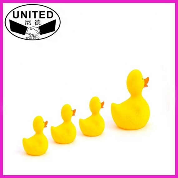 Promotional Cheap Floating Bath Rubber Duck Rubber Ducky Bath Toy Float and Squeak Mini Small Yellow Ducks Bathtub Toys