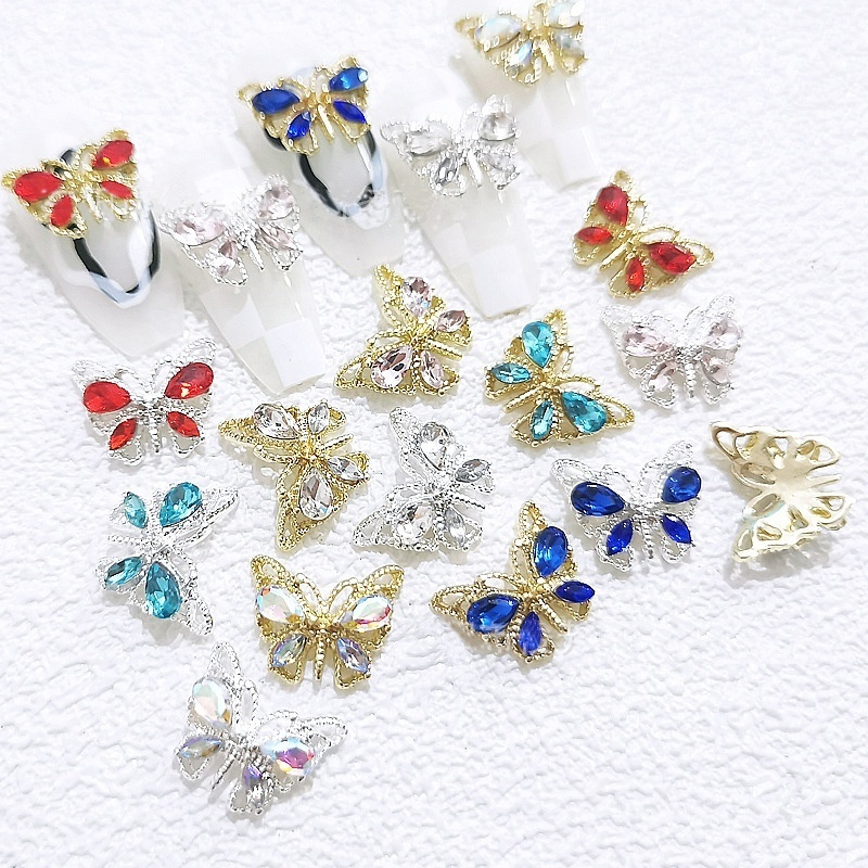 Hot sale shiny 3D alloy butterfly with diamond crystal nail charms manicure jewelry accessories supplier for salon