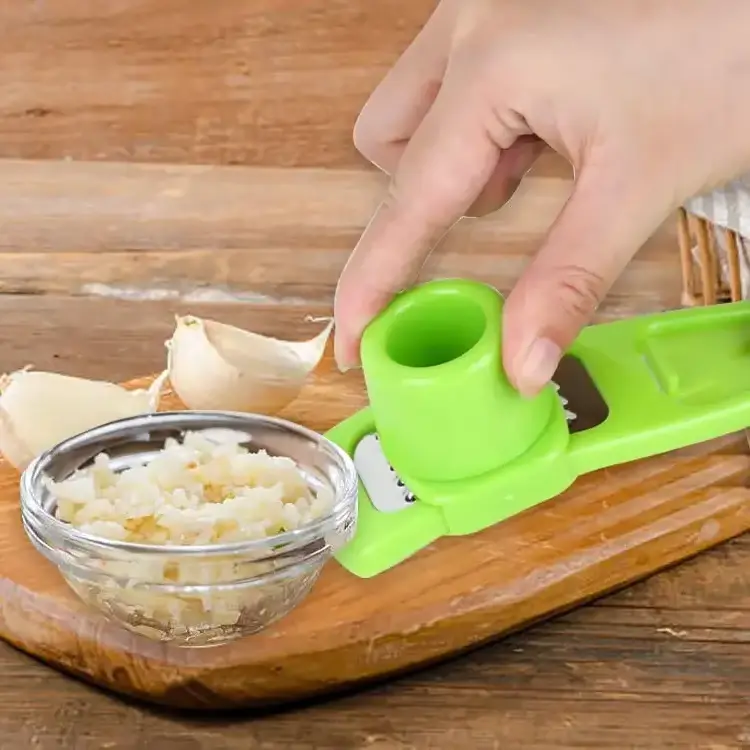 Small Creative Kitchen Tools Household Hand Garlic Grinder Portable New Hand Press Garlic Chopper