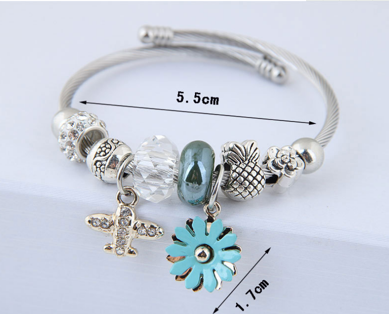 2021 Top Selling Daisy Charm Bracelet For Women Accept Small Order Cheap Stainless Steel Jewelry Adjust Size Bangle Bracelet