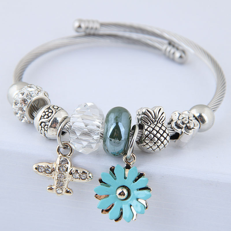 2021 Top Selling Daisy Charm Bracelet For Women Accept Small Order Cheap Stainless Steel Jewelry Adjust Size Bangle Bracelet