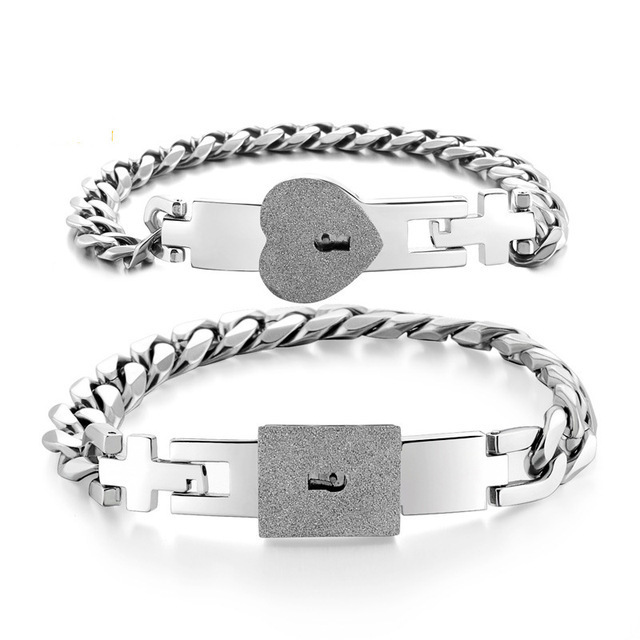 Valentine's Day Jewelry Waterproof Concentric Eachother Interlock Lock And Key Pair Heart Stainless Steel Couple Bangle Bracelet