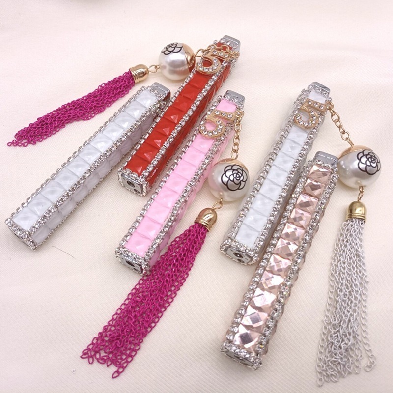 Hand-set diamond pearl tassel Ladies lighter Open Flame Butane gas Inflatable Cigarette lighter