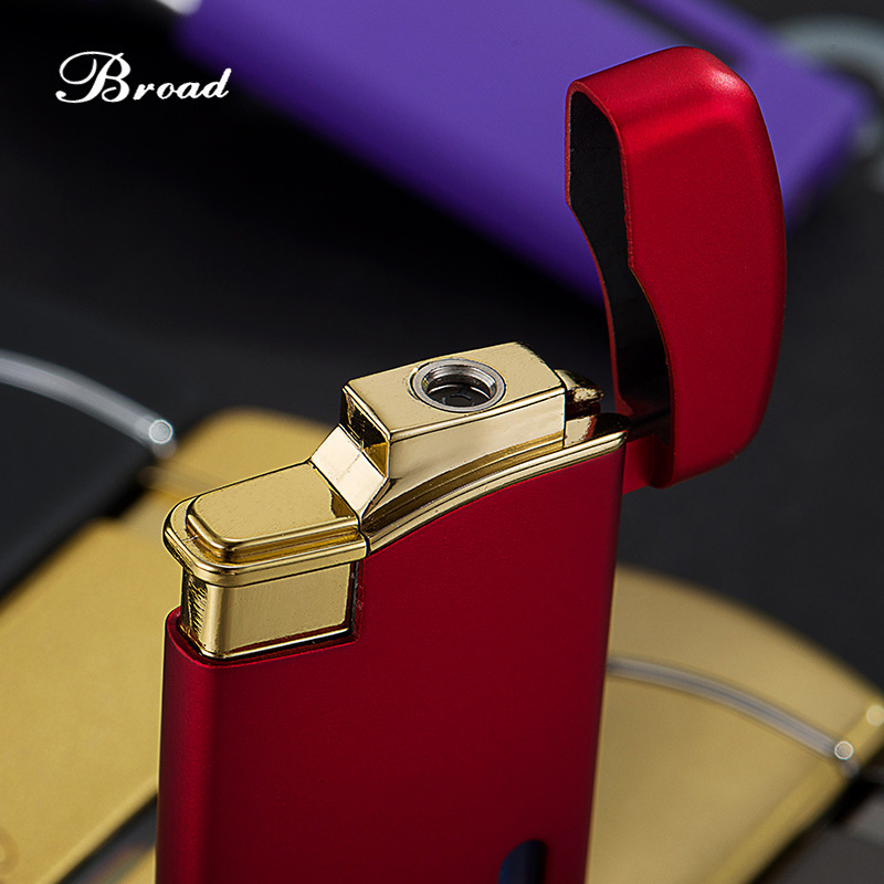 Broad Metal Lighter Portable Windproof Cigarette Lighter Red Flame Butane Gas