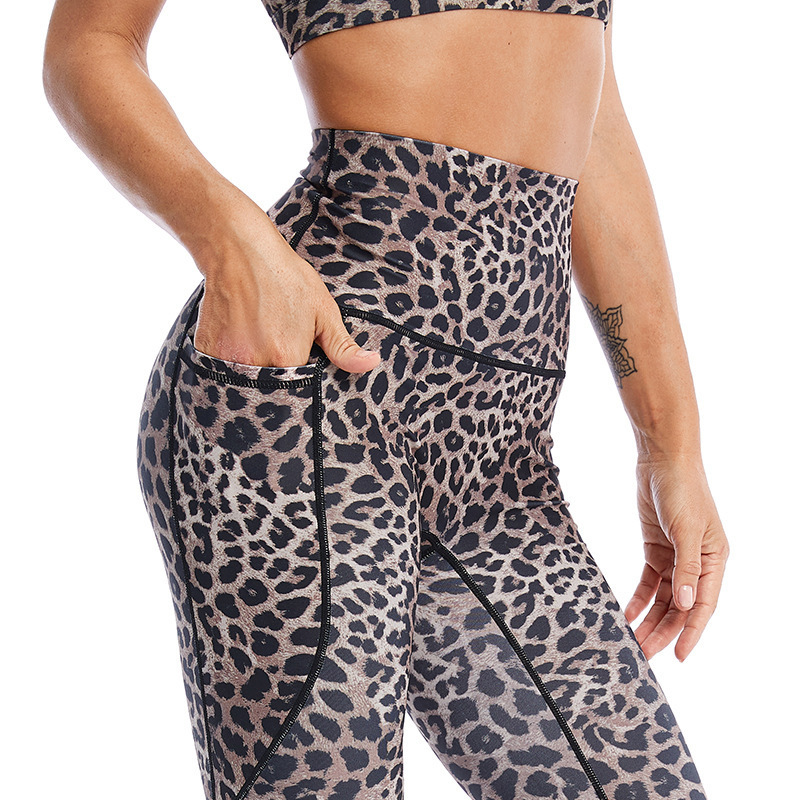 Custom Women Seamless leopard print Fitness Clothing Sportswear Gym Leggings Padded Push-up Strappy Sports Yoga Set Tracksuit