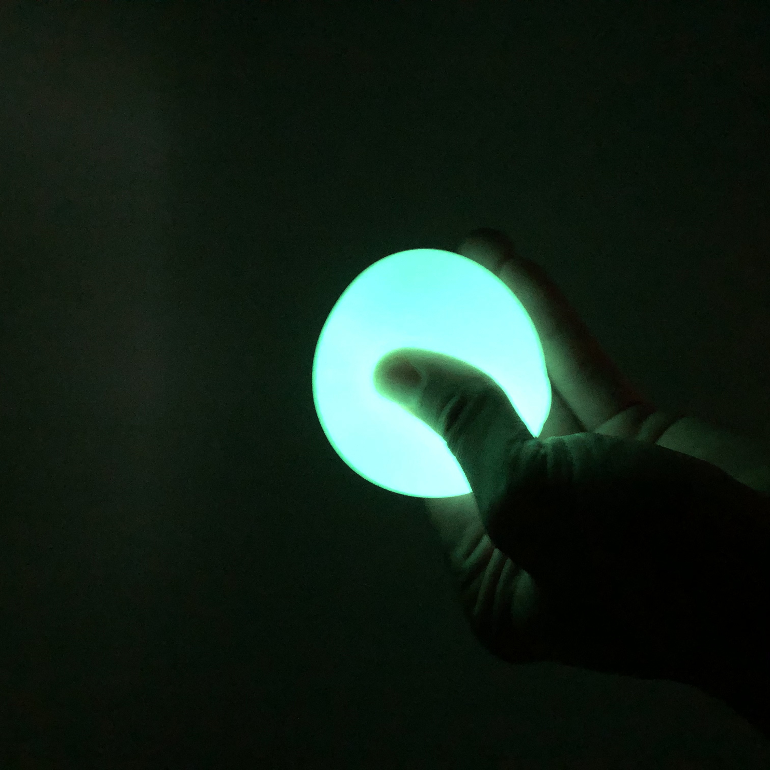 Luminescent Stress Relief Balls Wall Sticky Ceiling Balls Sticky To The Wall Slowly Fall Off Glow In Dark Ball Toy