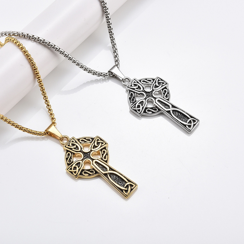 New Celtic Cross Shape Pendant Necklace men viking Fashion Metal Sliding Pendant Viking Jewelry Cross Necklace Accessories