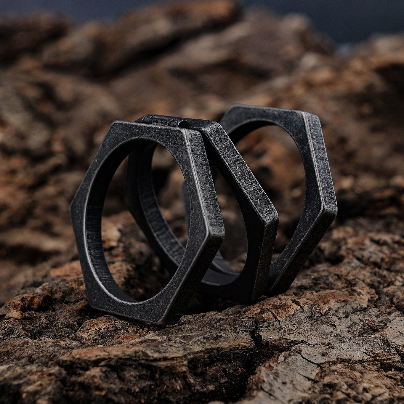 high quality Multi sided minimalist retro titanium steel ring for men's personalized versatile ring wholesale