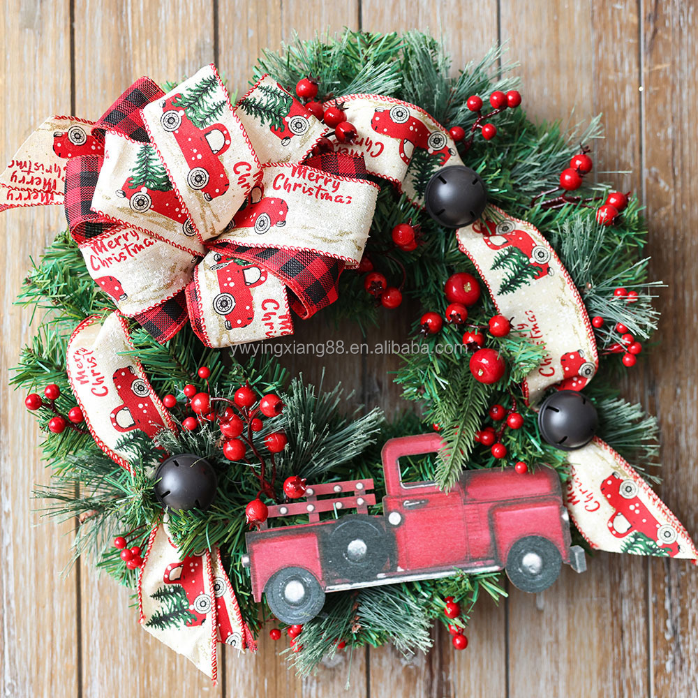 Christmas Pine Needle Wreath Festive Plastic Car Wreath for Doorstep Decoration Enhancing the Holiday Atmosphere