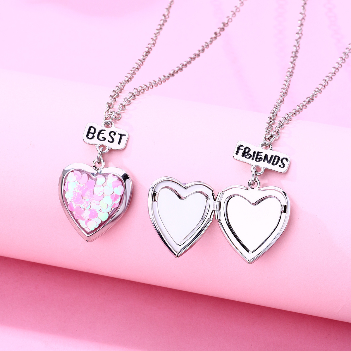 Factory Wholesale Price Sequin Glitter Heart Locket Pendent Necklaces for Men Best Friend