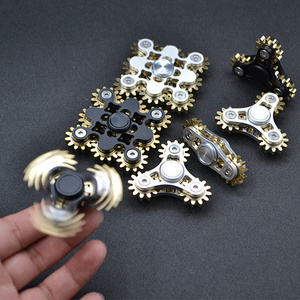 Stress Relief Finger Spinning Top Gears Fidget Spinner Gyro Toy Metal Gear Linkage Fidget Spinner