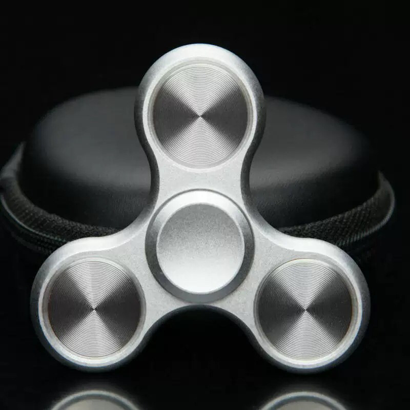 Colorful aluminum alloy hand fidget spinner metal fidget spinner for adults custom bulk fidget spinner