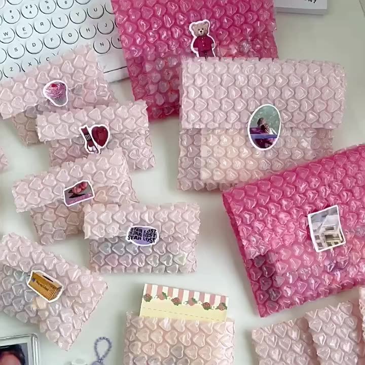 Customized Eco Friendly Poly Protective Film New Cushion Roll Shipping Packaging Love Shaped Pink Heart Bubble Cushion Wrap