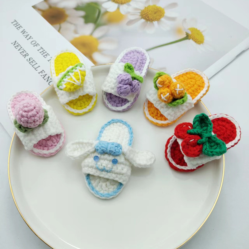 Yiwu futian market wholesale cute hair clips for girls cartoon slippers Hair Jewelry knit Sanrio Cinnamoroll animal hair clip