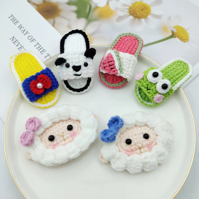 Yiwu futian market wholesale cute hair clips for girls cartoon slippers Hair Jewelry knit Sanrio Cinnamoroll animal hair clip