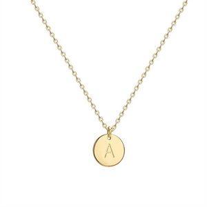 Trendy Initial Necklaces For Women 18K Gold Plated Dainty A to Z 26 Letter Alphabet Round Coin Disc Charm Pendant Jewelry Gift