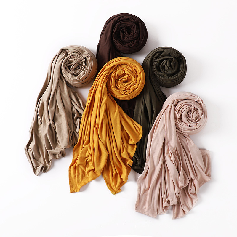 Hot selling wholesale new sweat cloth hijab fashion milk silk material warm women's wide edge monochrome wrapped scarf