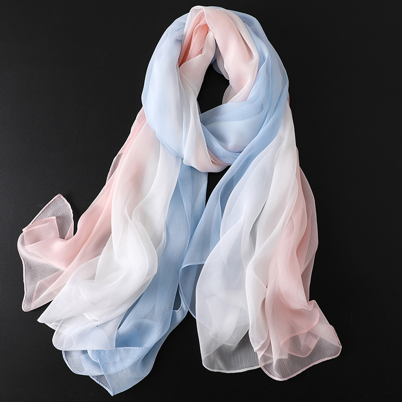 2022 New wrinkle thick women's scarf fashion gradient sun screen silk scarves color matching air conditioning shawls