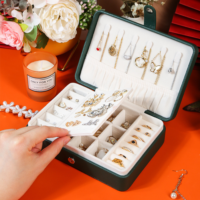 Wholesale Jewelry Storage Box Portable PU Simple Earrings Ring Multifunctional Jewelry Box with Magnetic Snaps