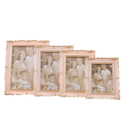 Polyresin Gold Wall Hanging Decorative Vintage Collage Graduation Photo Picture Frame Small Mirror Frame