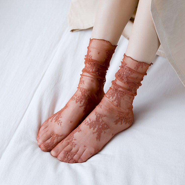 Summer Japanese Trend Flower Lace Stockings Thin Breathable Fancy Sweet Ruffle Women Lace Slouch Socks