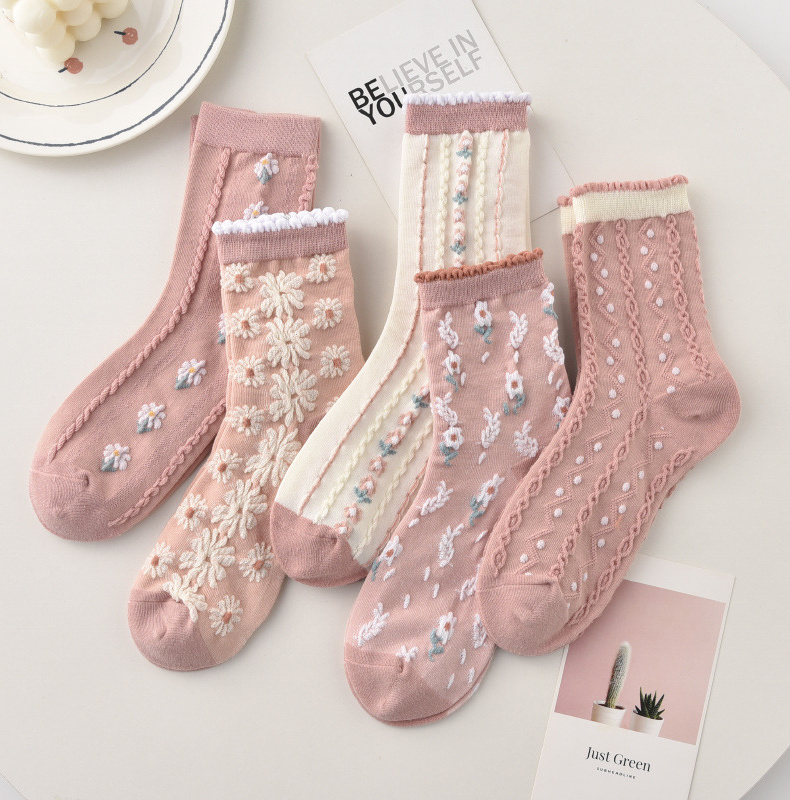 Wholesale spring new fashion flower ladies socks breathable cotton women socks