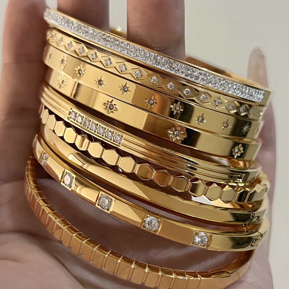 Fashion Bracelet Stainless Steel Polaris Zircon Inlaid Cuff Bracelet Holiday Style Waterproof Gold-Plated Fashion Accessories