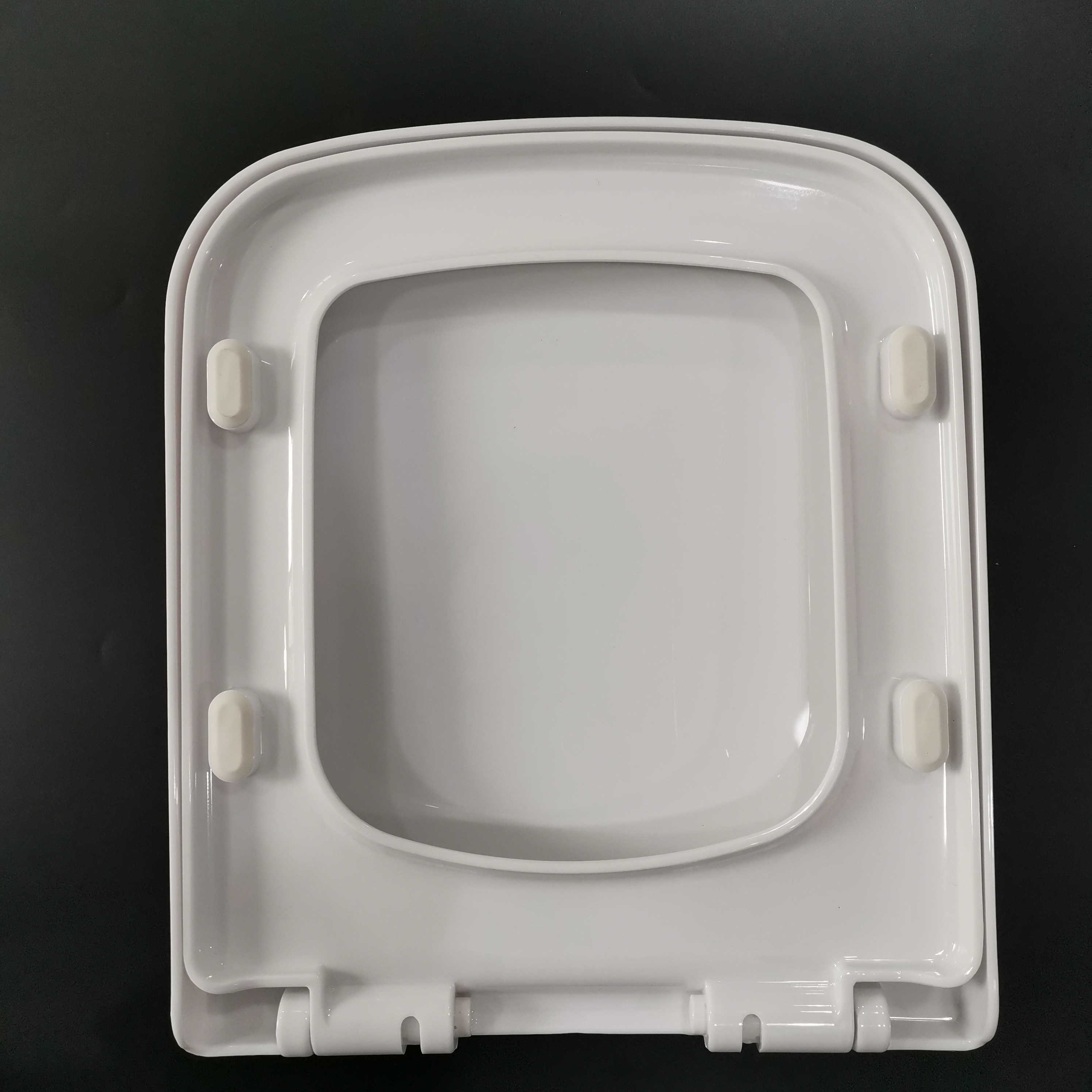 Quality Soft close square shape toilet lid cover customized factory price water closet seat cover