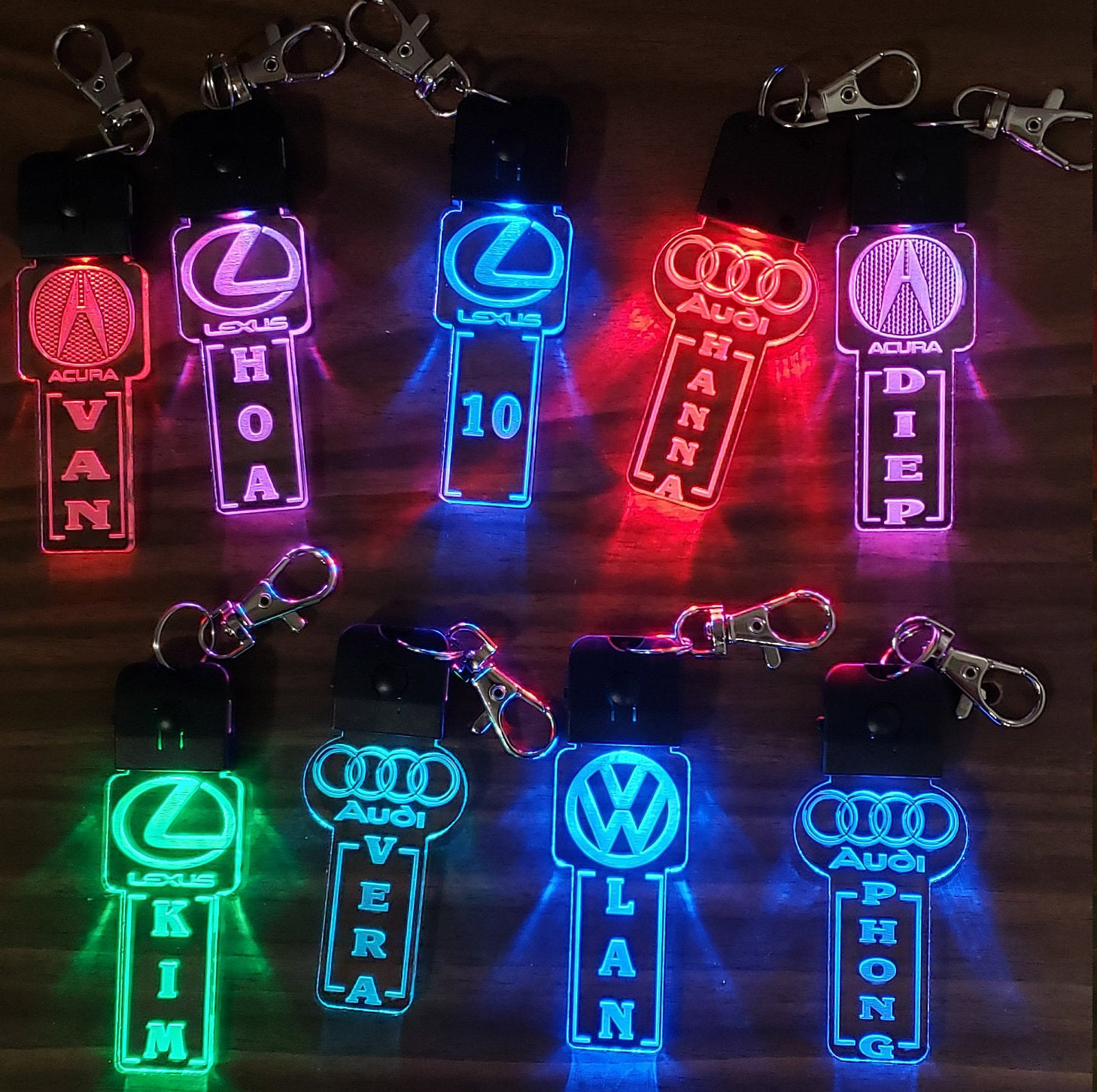 Custom Personalize Acrylic LED keychain Light Up Luminous Keyring for promotion gifts