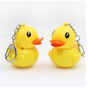 Custom Logo Promotion Yellow Duck Led Sound Keychain Mini Cute Novelty Ring Child Toy Gift Flashlight & Sound